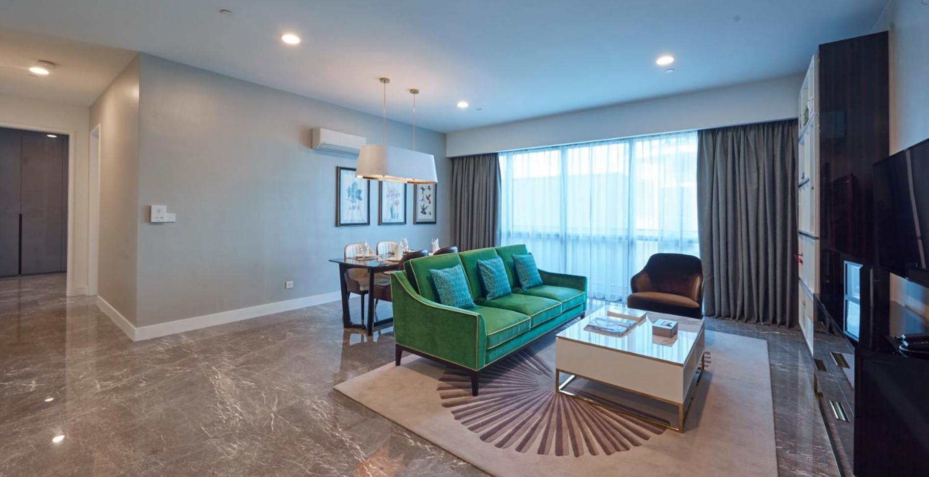 The Face Style Hotel Κουάλα Λουμπούρ Εξωτερικό φωτογραφία A living room in a typical apartment